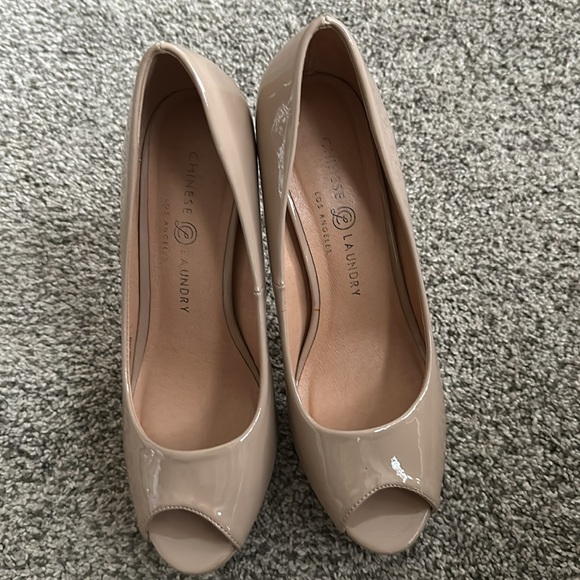 Chinese Laundry Peep Toe 4-inch Platform Shoes - Picture 2 of 6